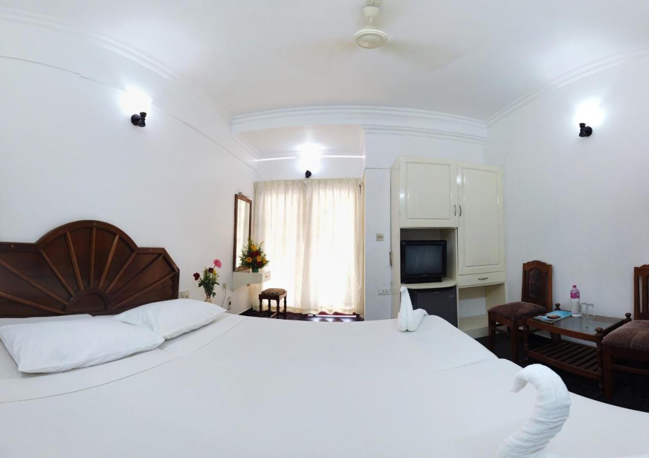 Marine Palace Beach Hotel Kovalam Exterior photo