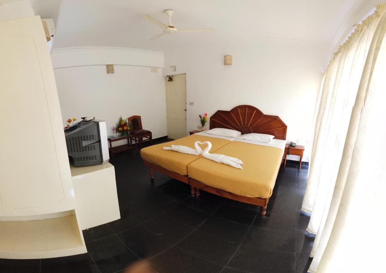 Marine Palace Beach Hotel Kovalam Exterior photo