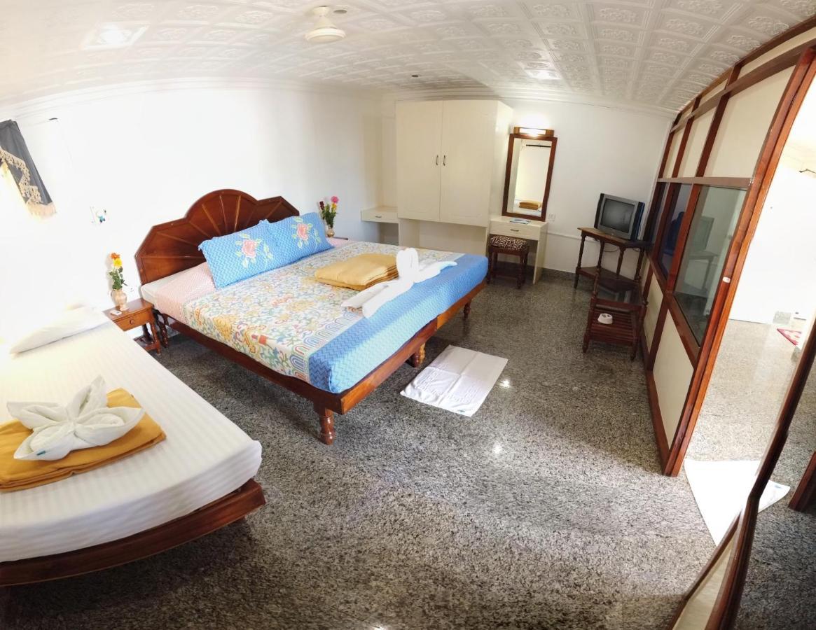 Marine Palace Beach Hotel Kovalam Exterior photo
