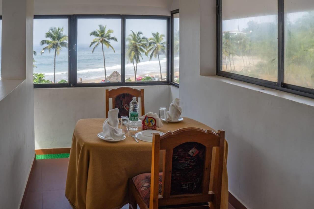 Marine Palace Beach Hotel Kovalam Exterior photo