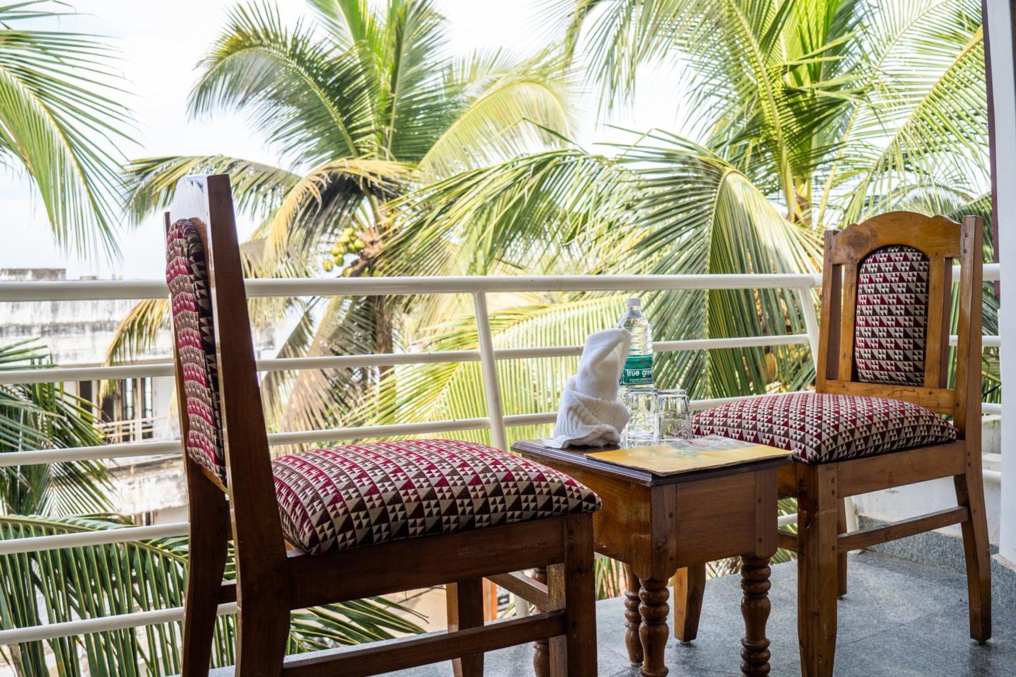 Marine Palace Beach Hotel Kovalam Exterior photo