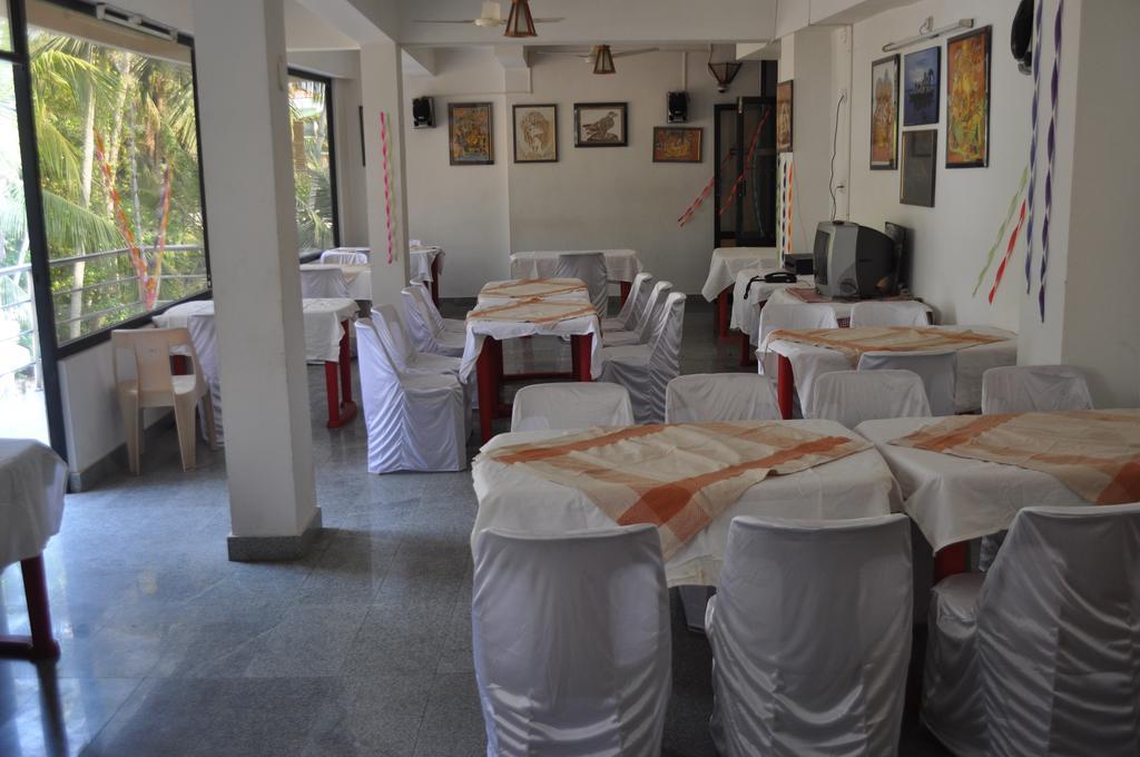 Marine Palace Beach Hotel Kovalam Exterior photo