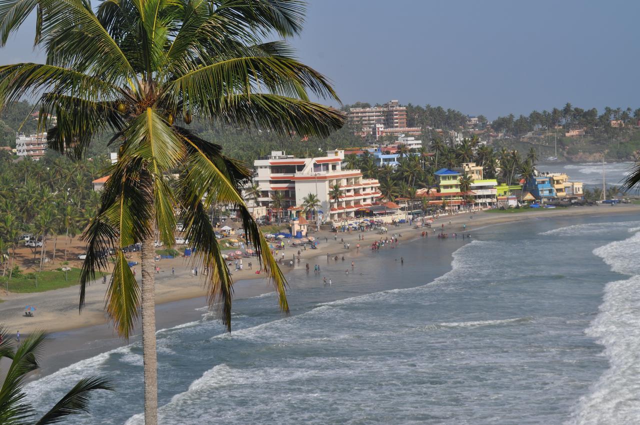Marine Palace Beach Hotel Kovalam Exterior photo