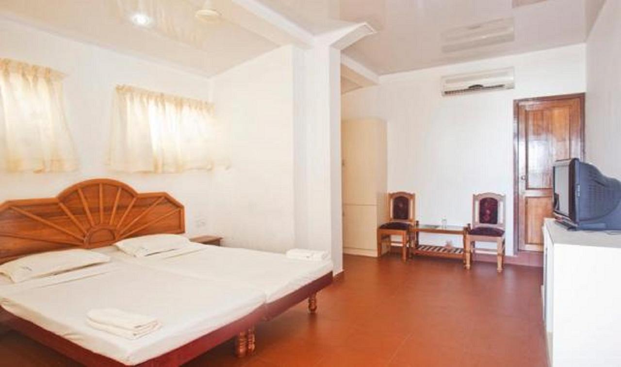 Marine Palace Beach Hotel Kovalam Exterior photo